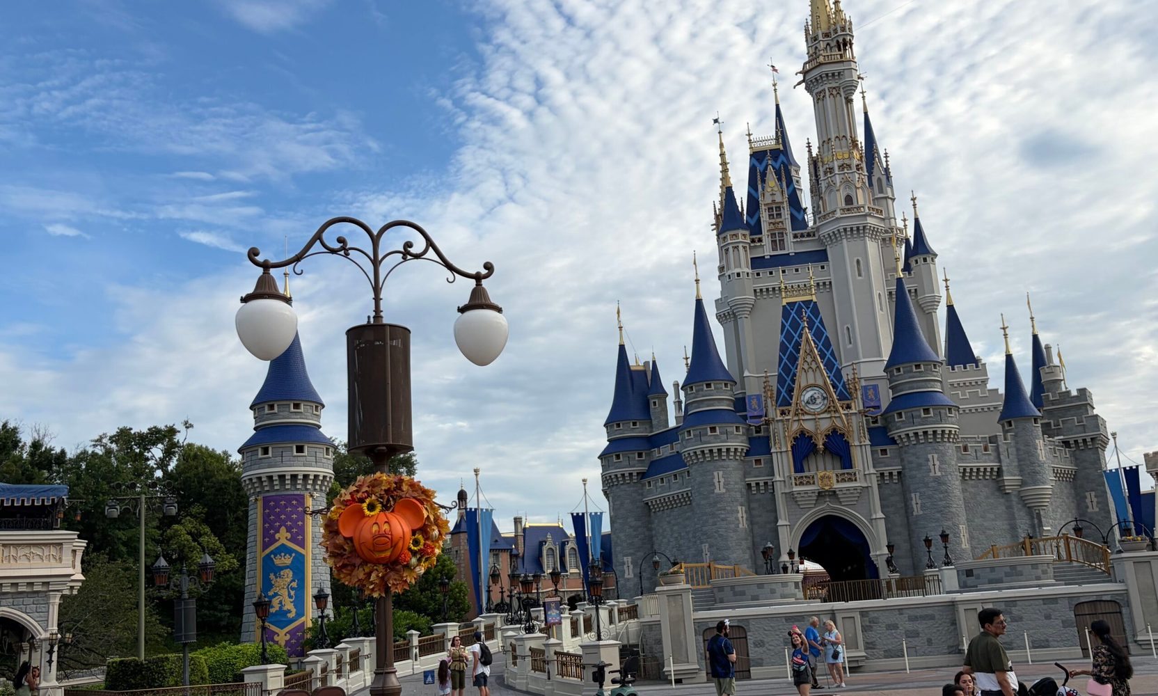 Magic Kingdom Closes to Regular Guests at 6pm on Halloween Party Nights, and the 8am Opening Is Confirmed Only Through August 21