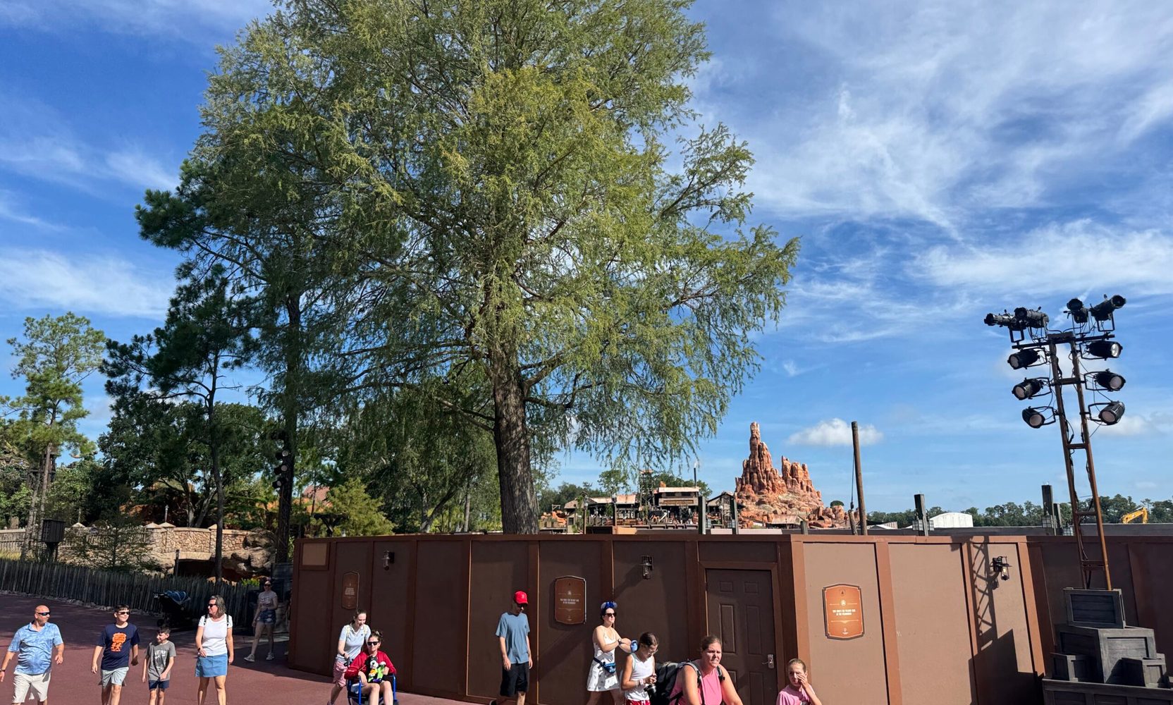 Westward Ho Is Gone: Magic Kingdom Tore Down the Frontierland Snack Stand, Opening a Clear View Toward Big Thunder