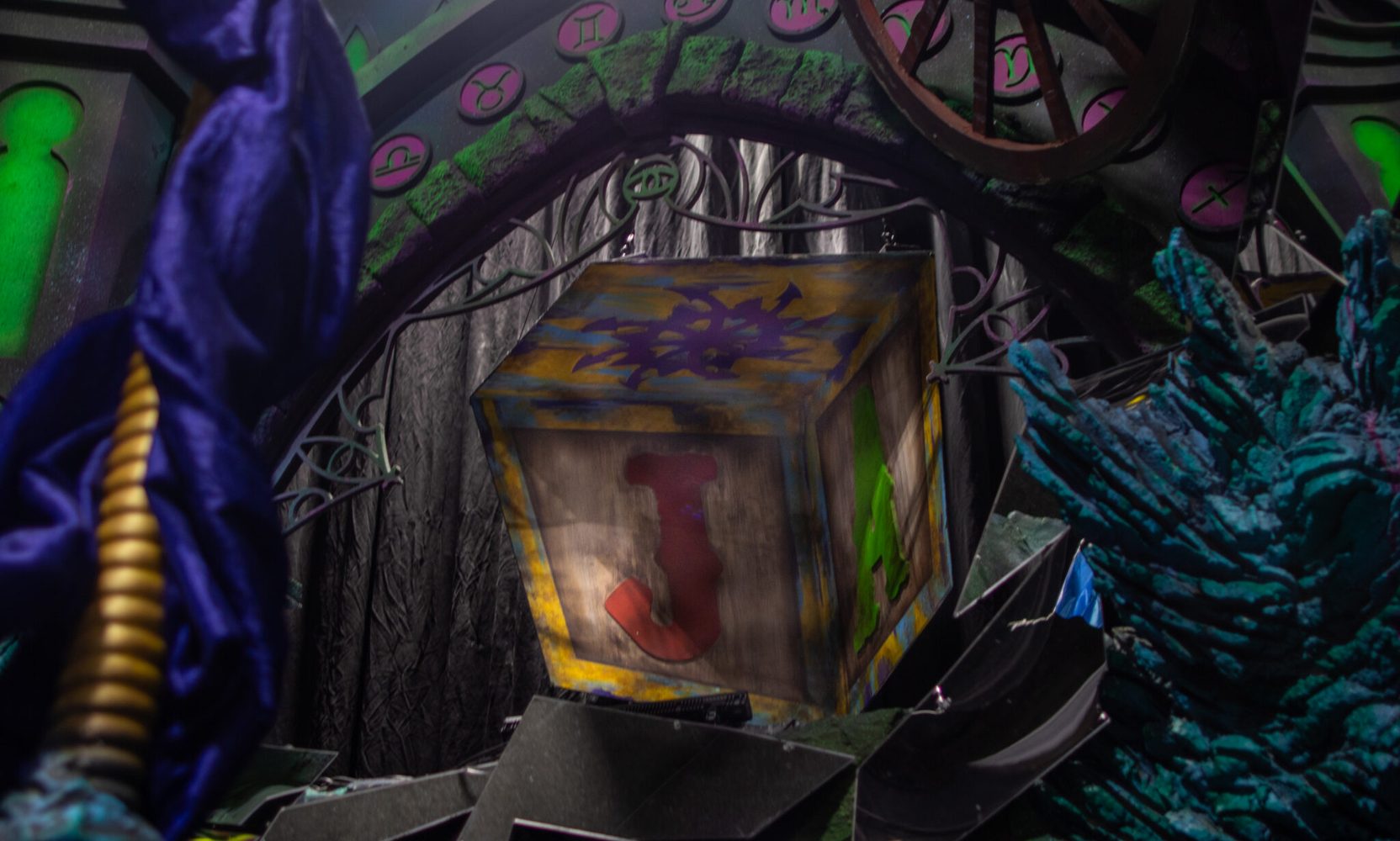 Universal Walked Through Jack & Oddfellow: Chaos & Control, and Flagged a Left Hallway With More Stable Ground