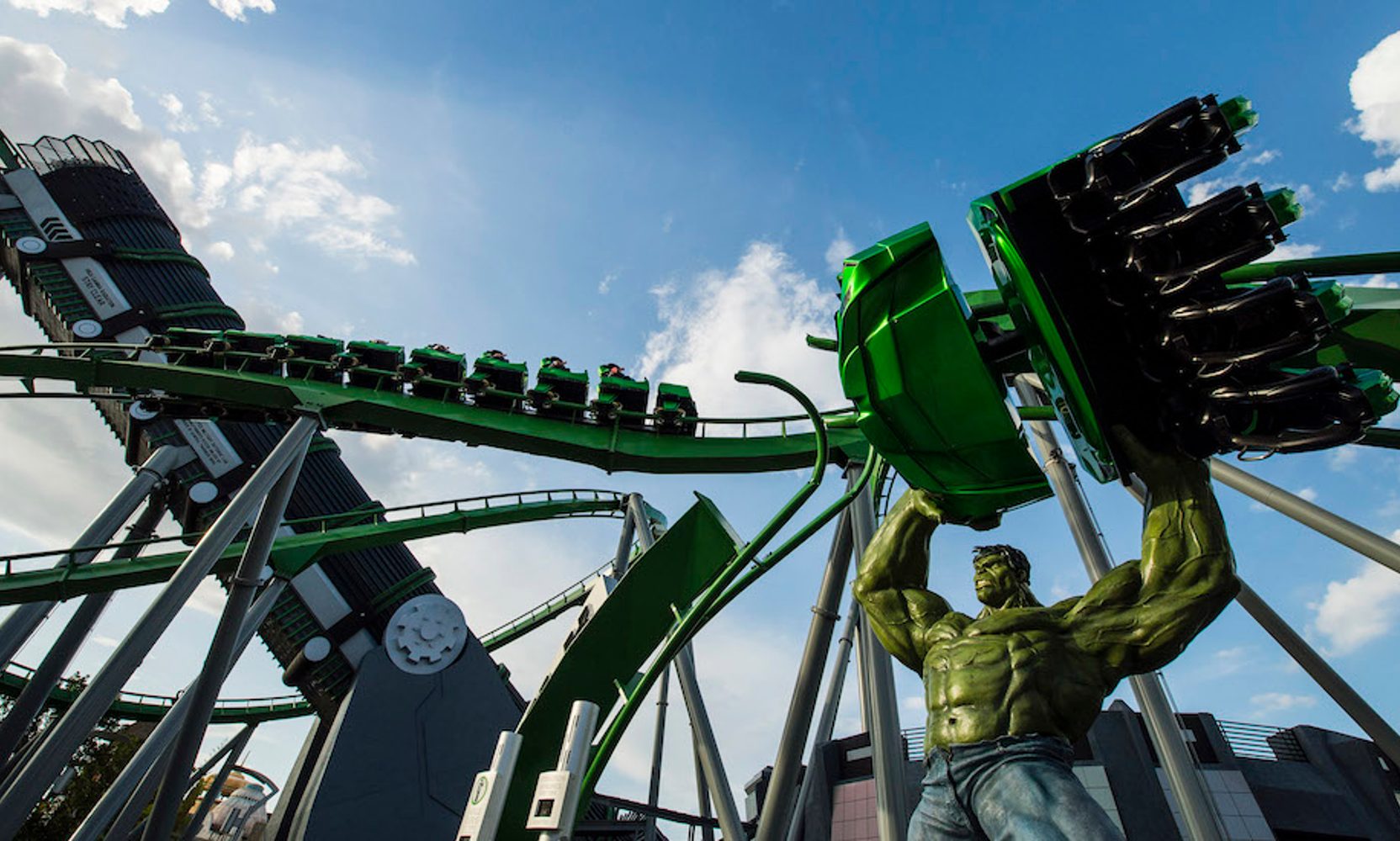 Universal Patented a Ride Seat Filled With Fluid That Molds Around You, Then Stiffens Before the Forces Hit