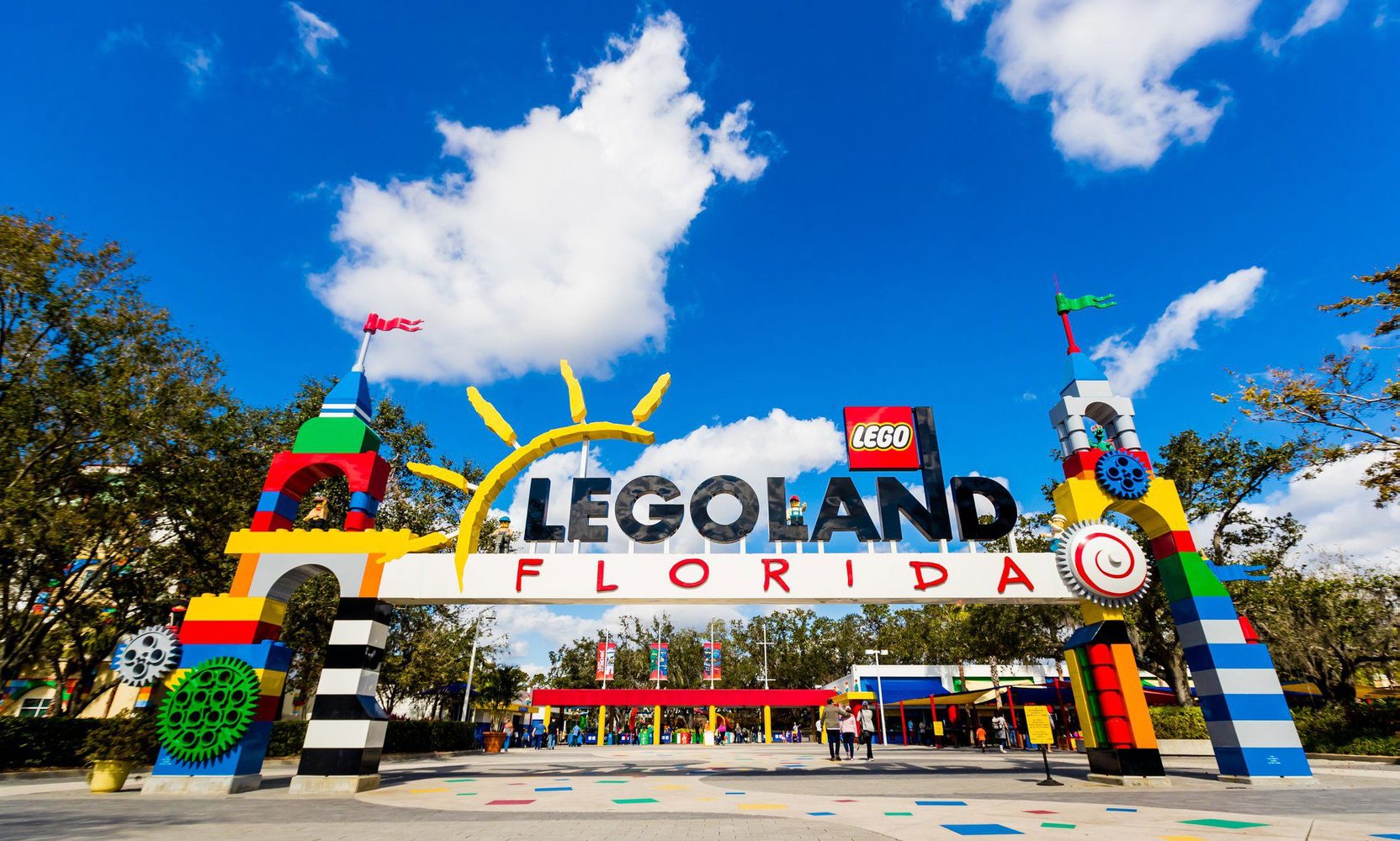 Legoland Florida and Peppa Pig Take Turns Closing This Fall: Peppa Closes 12 Tuesdays, Legoland the 12 Wednesdays Right After, Starting September 1