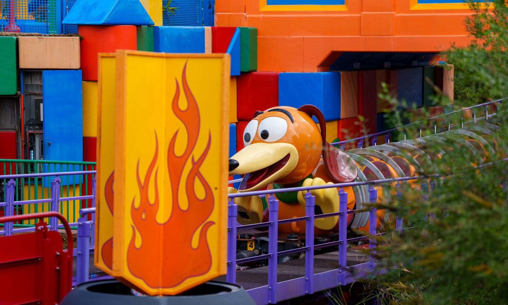 Slinky Dog Dash Has Now Gone Three Days Without Opening, With One Train Stopped at the Second Launch and a Panel Standing Open