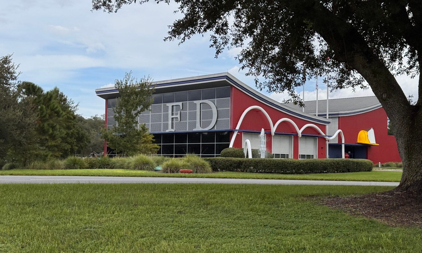 The RCFD Letters Have Come Off Walt Disney World's Fire Station, and the Big Yellow Fire Hat's Seal Is Painted Over in White