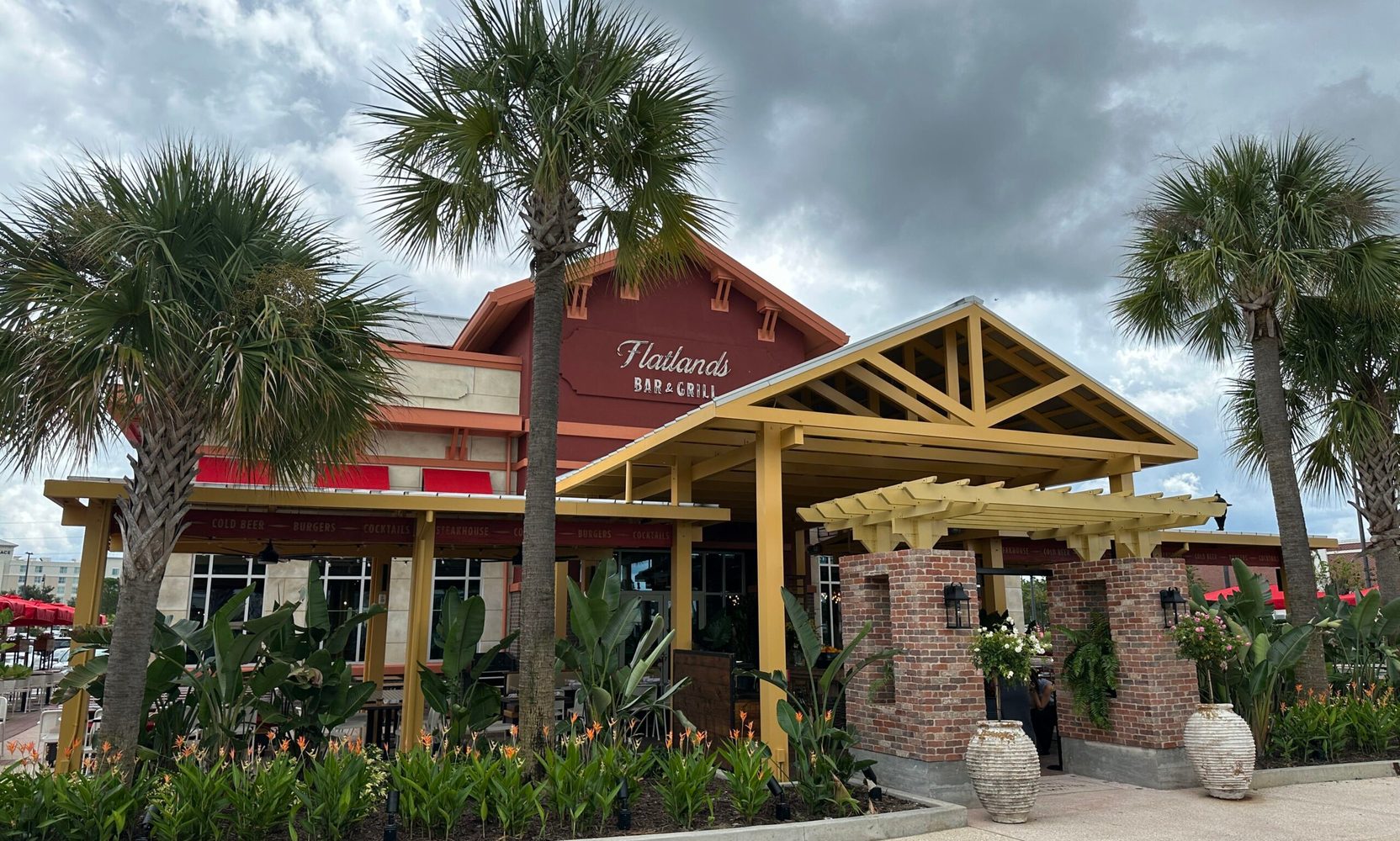 Flatlands Bar & Grill Opens This Week at Flamingo Crossings With an $18 Clothesline Bacon and a Chef From Cítricos and Topolino's Terrace