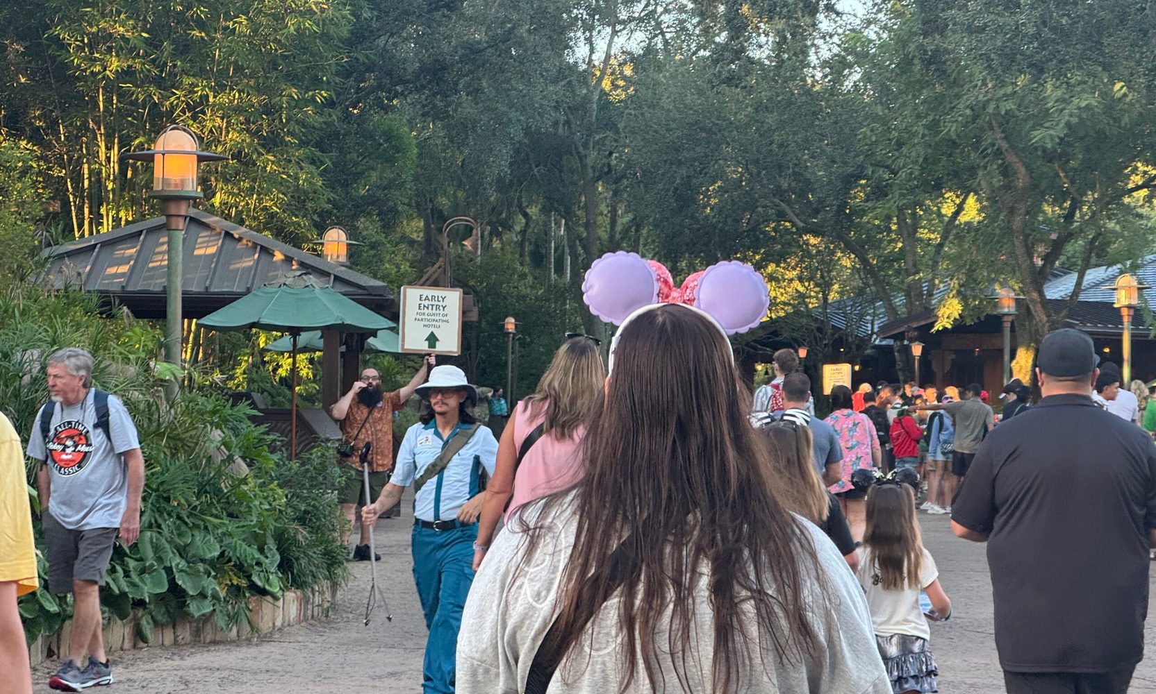 Animal Kingdom Scrapped Its Rope Drop Holding Area, So Everyone Can Walk Into Most Lands Early, Except Pandora
