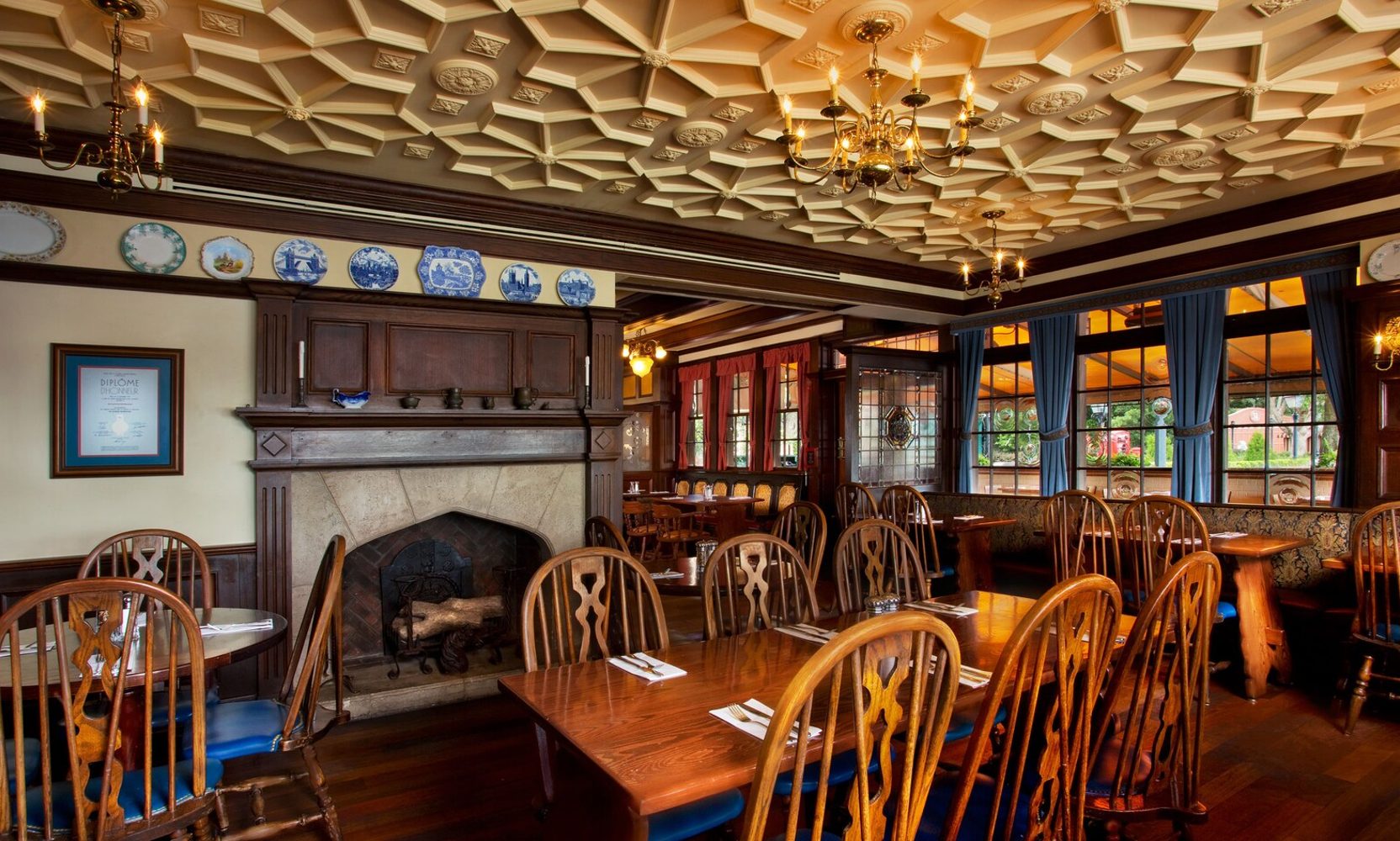 EPCOT's Rose & Crown Dining Room Closes February 15 for a Refurbishment Into Early Spring, but the Pub and Fish Shop Stay Open