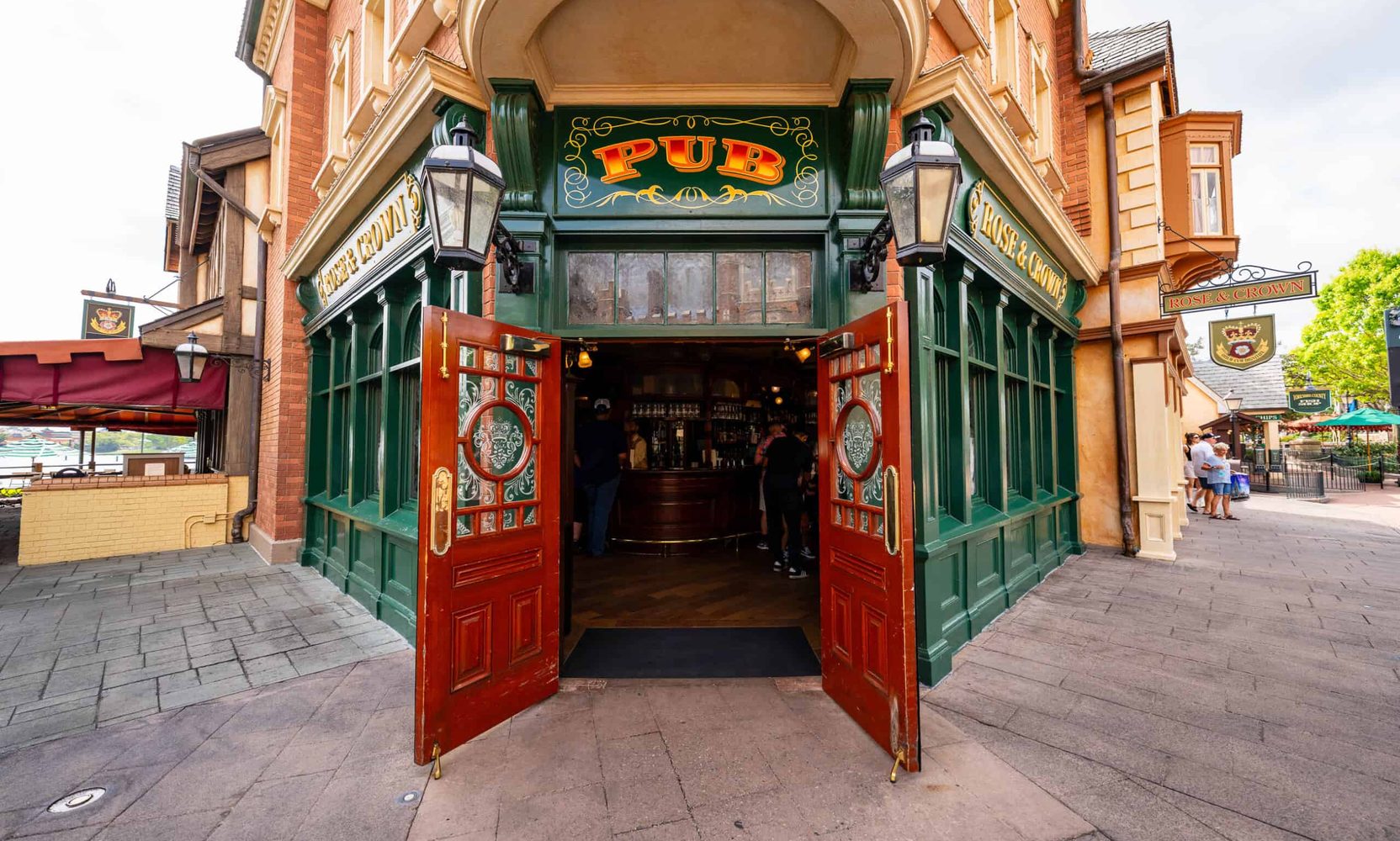 EPCOT's Rose & Crown Pub Now Closes Too, From January 11, and Neither It Nor the Dining Room Is Expected Back Until Later in 2027