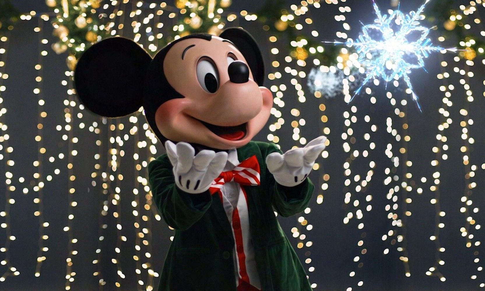 Opening Night of Mickey's Very Merry Christmas Party Finally Sells Out, More Than Five Weeks Later Than Last Year