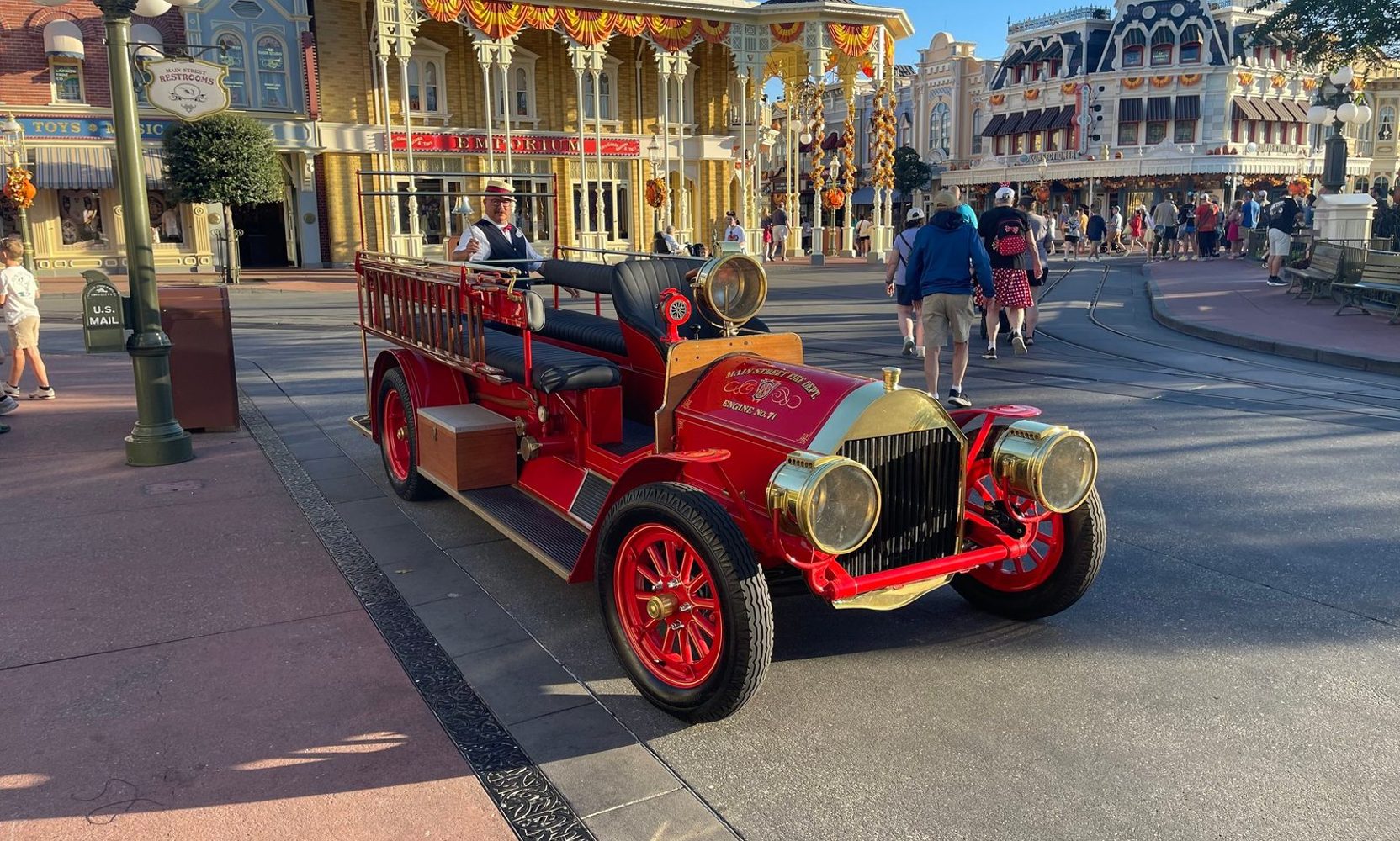 Magic Kingdom's Main Street Fire Engine Is Giving Rides Again, After Years Out of Service