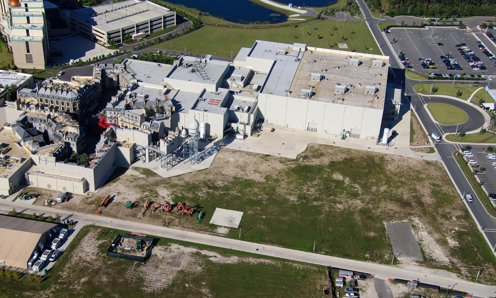 A New Epic Universe Permit for a 58,000 Square Foot Building Could Be the Missing Piece of the Wizarding World Expansion