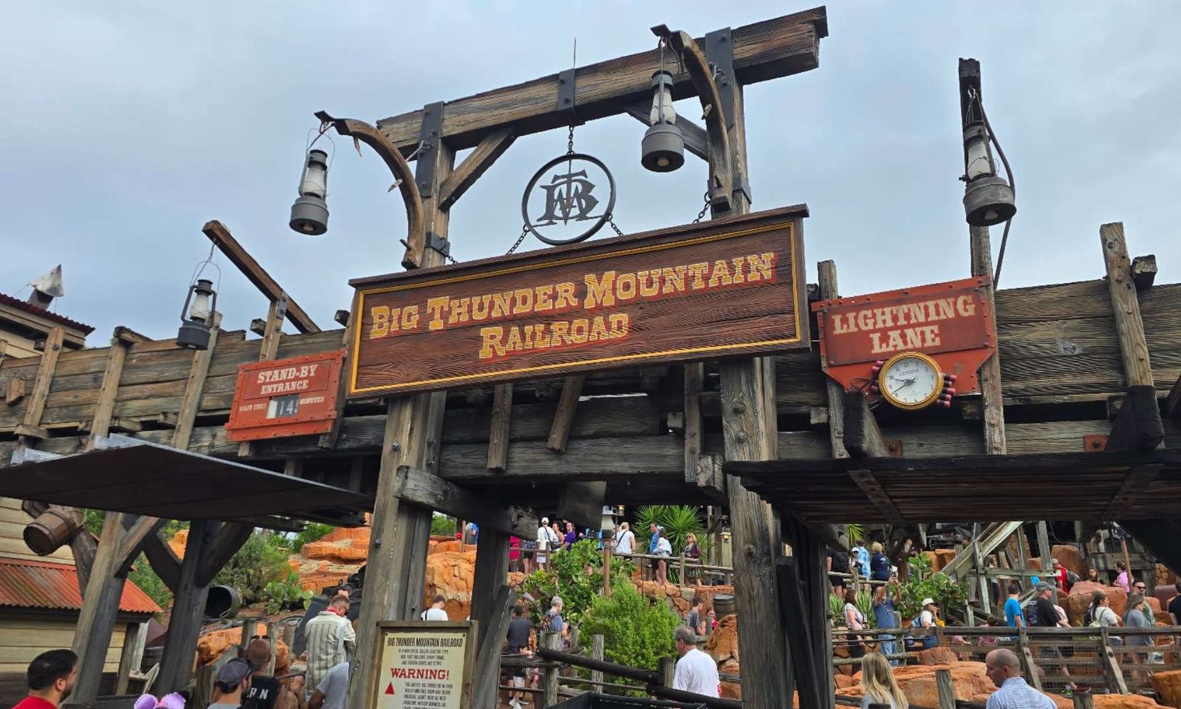 Big Thunder Mountain Railroad Is Back at Magic Kingdom: 2,000 Bats, a 38-Inch Height Bar, and Lightning Lane Sold Out by 9:11 a.m.