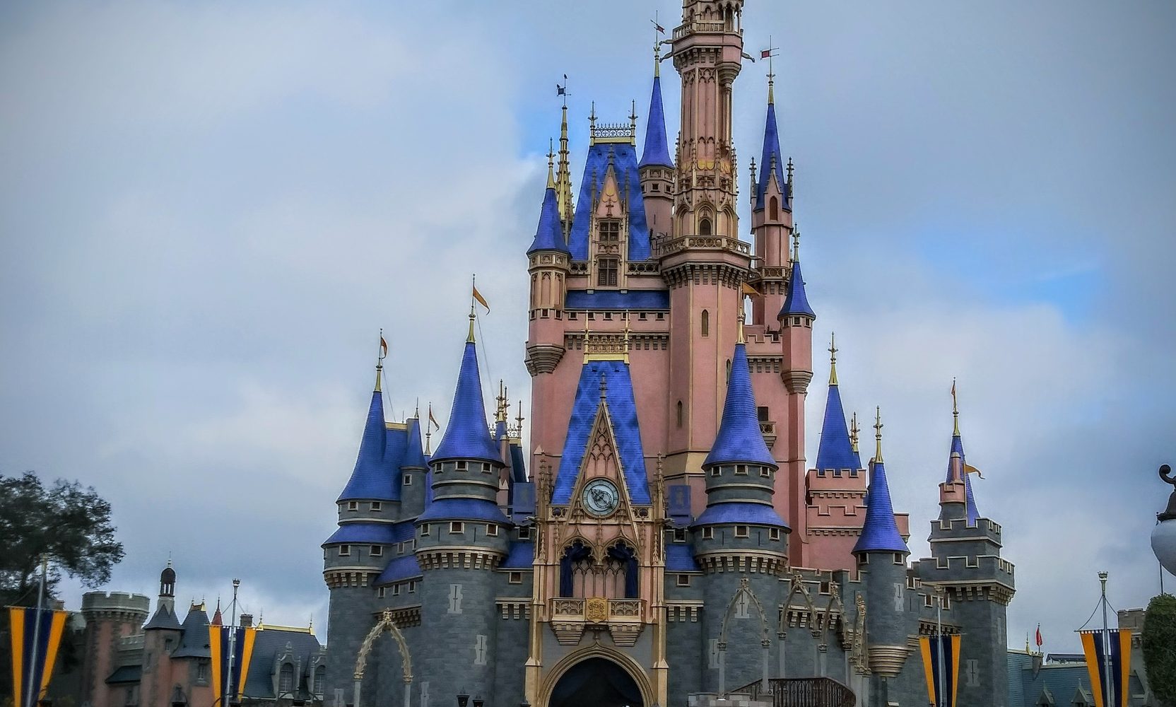Joe Schott Becomes Walt Disney World President on August 3 as Jeff Vahle Retires After 36 Years