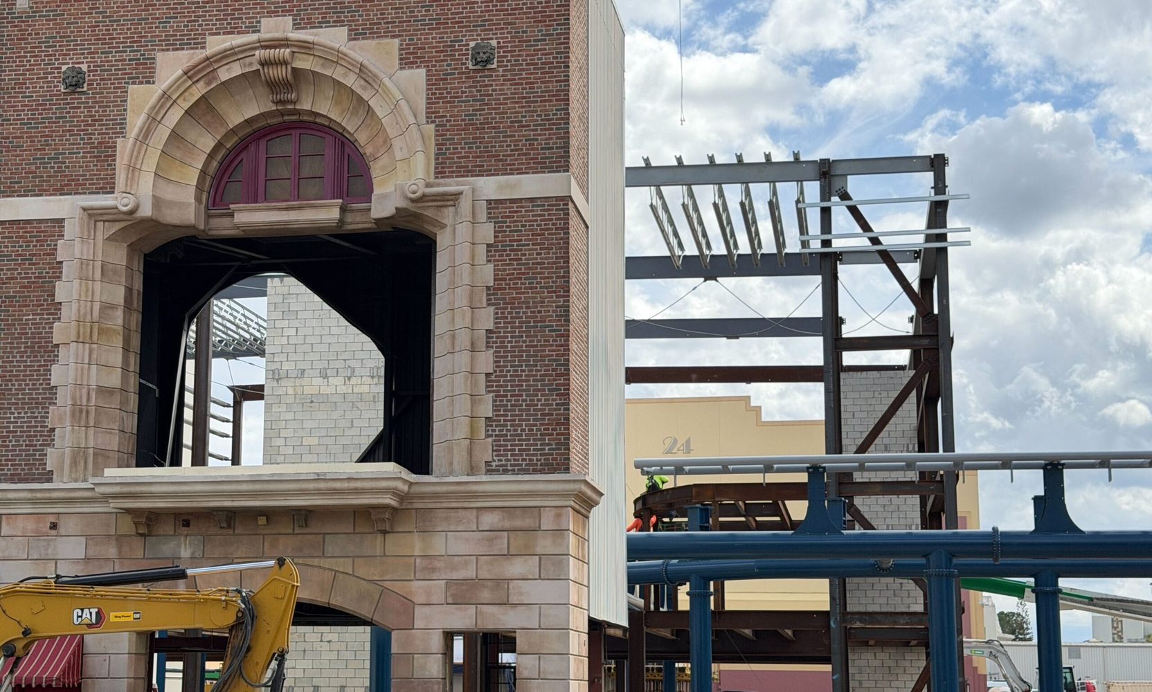 Track Goes Vertical: First Coaster Supports Rising for Fast & Furious: Hollywood Drift at Universal Orlando