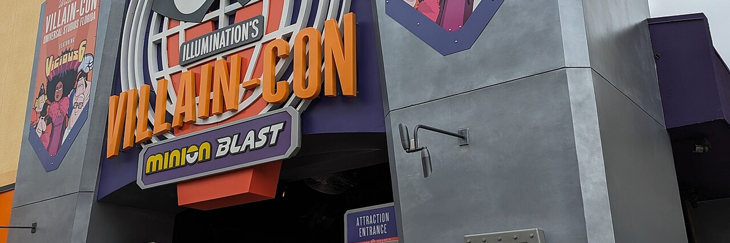 Illumination's Villain-Con Minion Blast