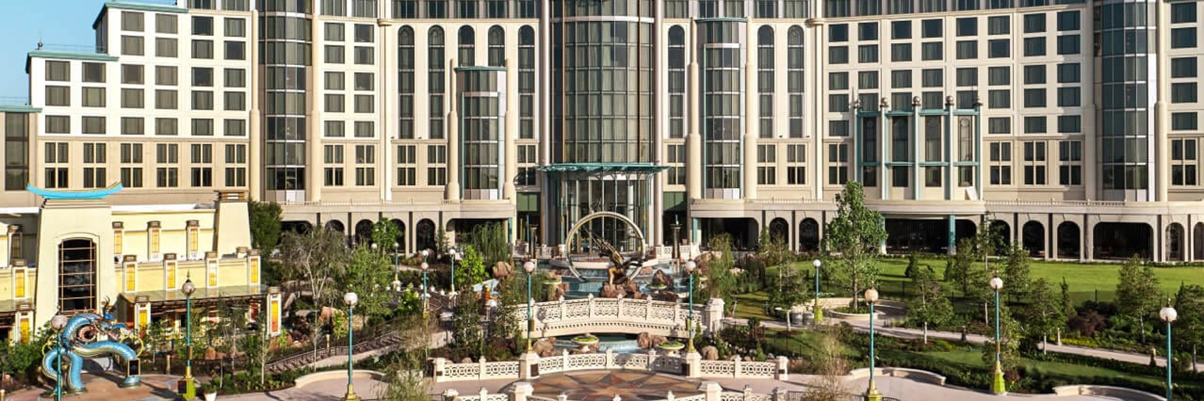 Universal Helios Grand Hotel