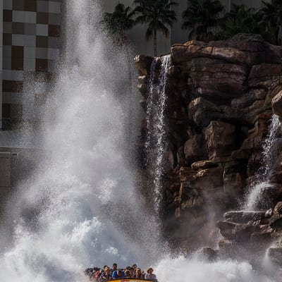 Jurassic Park River Adventure