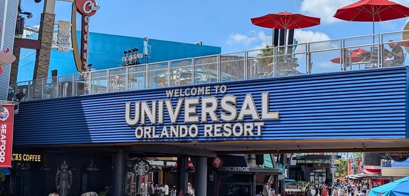 A Viral Video Appears to Show a Temporary Wall Falling on Guests at Universal Orlando, and the Park Says It Won't Comment