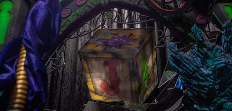 Universal Walked Through Jack & Oddfellow: Chaos & Control, and Flagged a Left Hallway With More Stable Ground