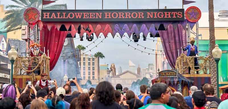 Universal's Next Free Passholder Magnet Puts Jack the Clown and Dr. Oddfellow on It, and No Halloween Horror Nights Ticket Is Needed