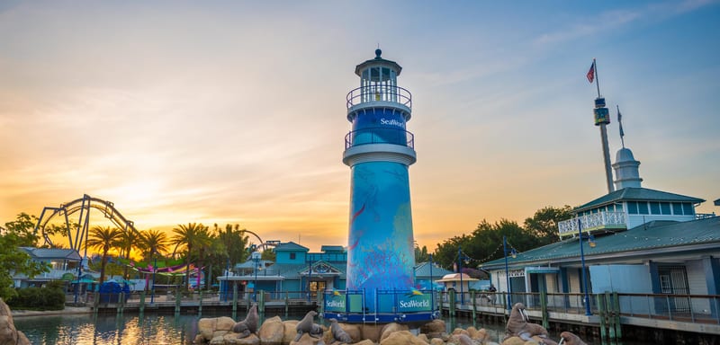 United Parks Gave Its Commercial Chief $1 Million in Stock to Stay. He Resigns Friday, and the First Installment Was Not Due Until 2027