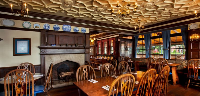 EPCOT's Rose & Crown Dining Room Closes February 15 for a Refurbishment Into Early Spring, but the Pub and Fish Shop Stay Open