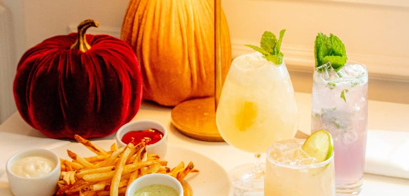 The Cake Bake Shop at Disney's BoardWalk Adds Cake Bake Social, Monday-Thursday Afternoons With $13 Cocktails and a $10 Cake Shake