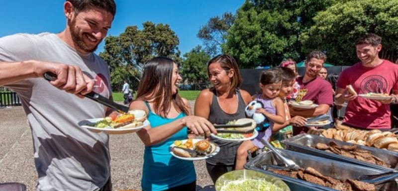 SeaWorld Orlando Sets a Military & Pass Member Picnic for Sunday, November 15, With $10 Tickets and Navy Federal as Presenter