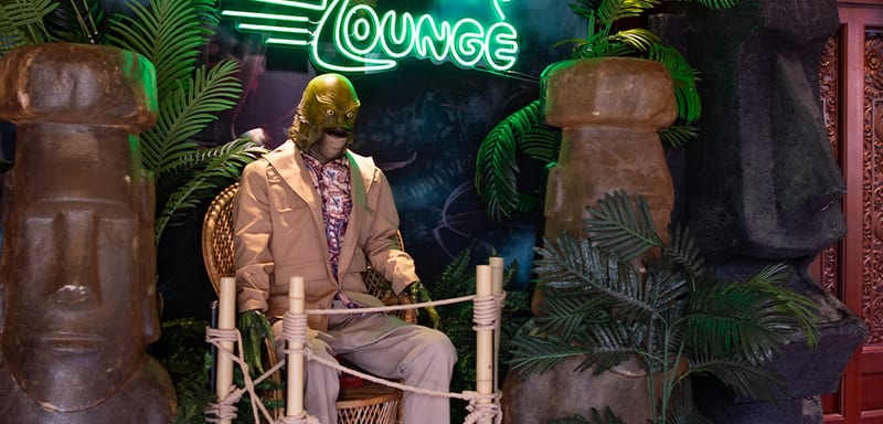 Universal Lists Its Halloween Hotel Bar Menus, From a Cursed Luau Burger on a Black Sesame Bun to Gummy Skulls at The Thirsty Fish