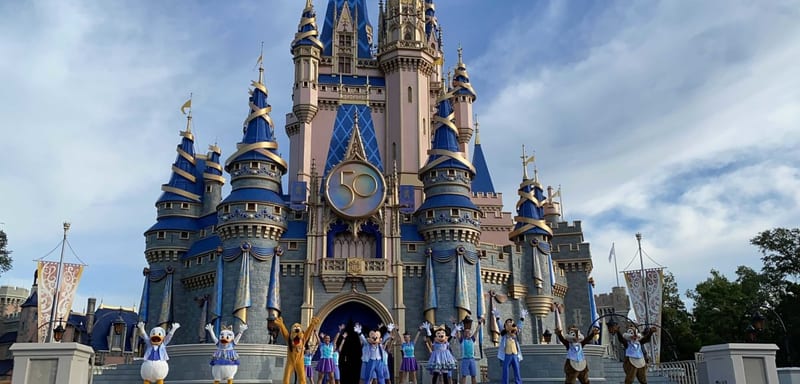 Disney Quietly Retires the Cinderella Castle "Let the Magic Begin" Welcome Show at Magic Kingdom: Audio-Only Opening Stays, Even After the Castle Repaint Wraps