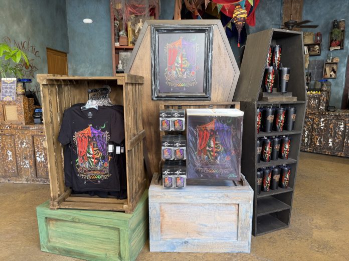 Jack the Clown and Dr. Oddfellow appear on stage at MEGACON Orlando to announce Halloween Horror Nights 35