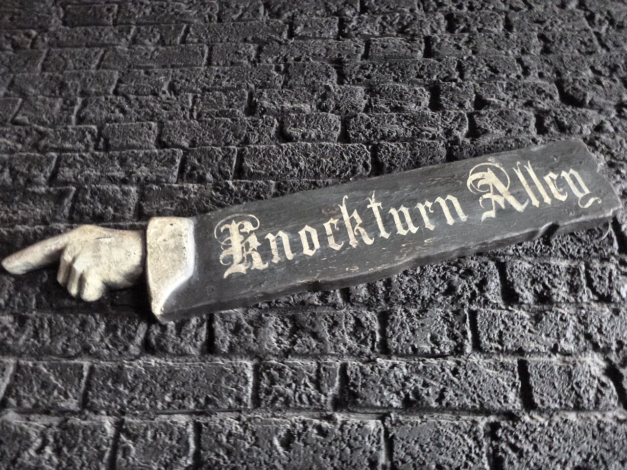 Borgin and Burkes